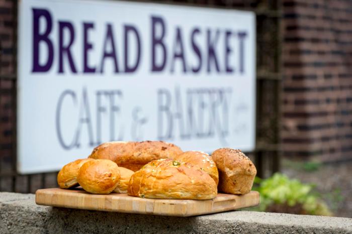 Bread basket oak park mi